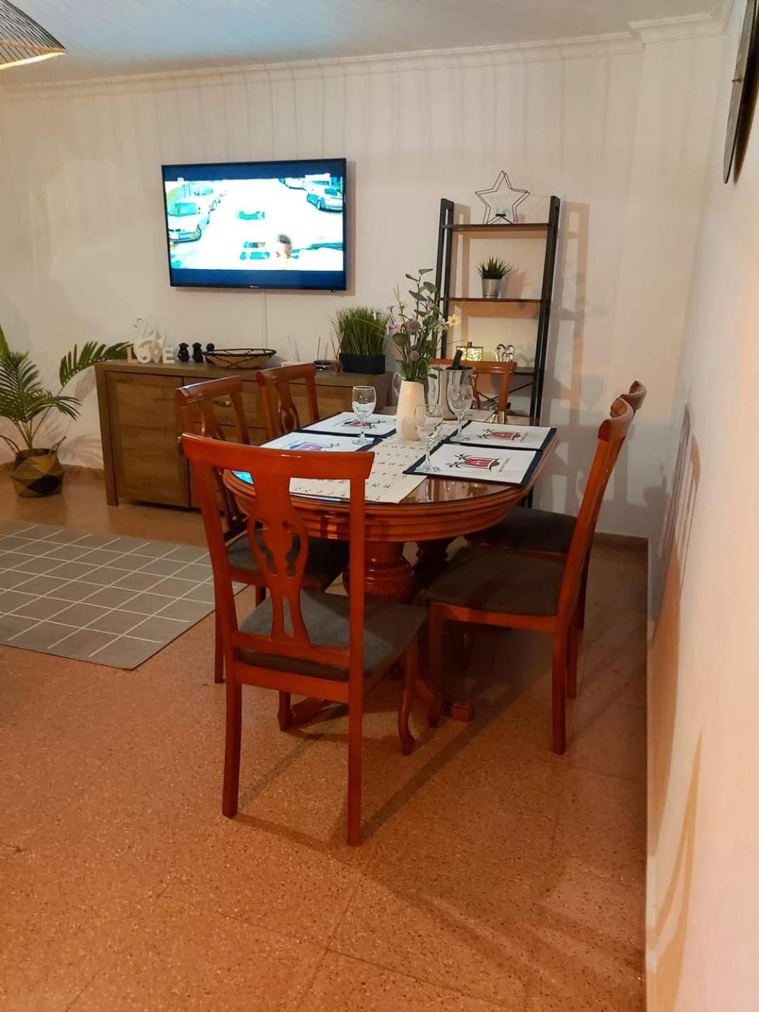Appartement Apartament Alexandro'S à Torrevieja Extérieur photo