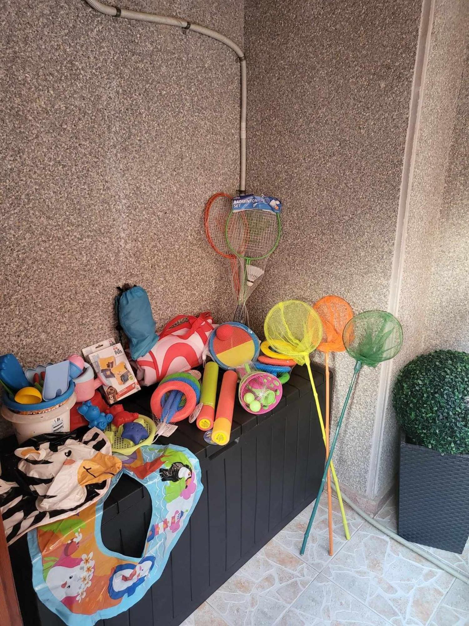 Appartement Apartament Alexandro'S à Torrevieja Extérieur photo